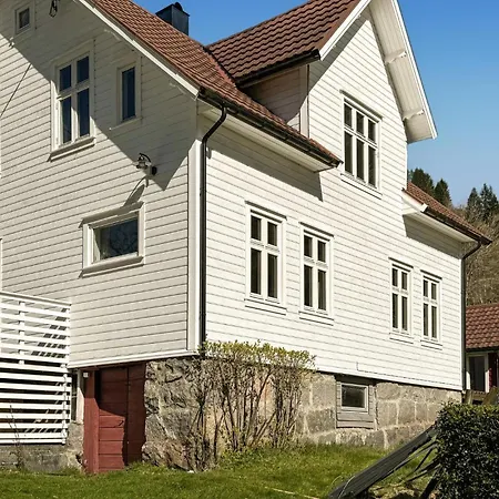 Holiday home 4 Bedroom Gorgeous In Erfjord